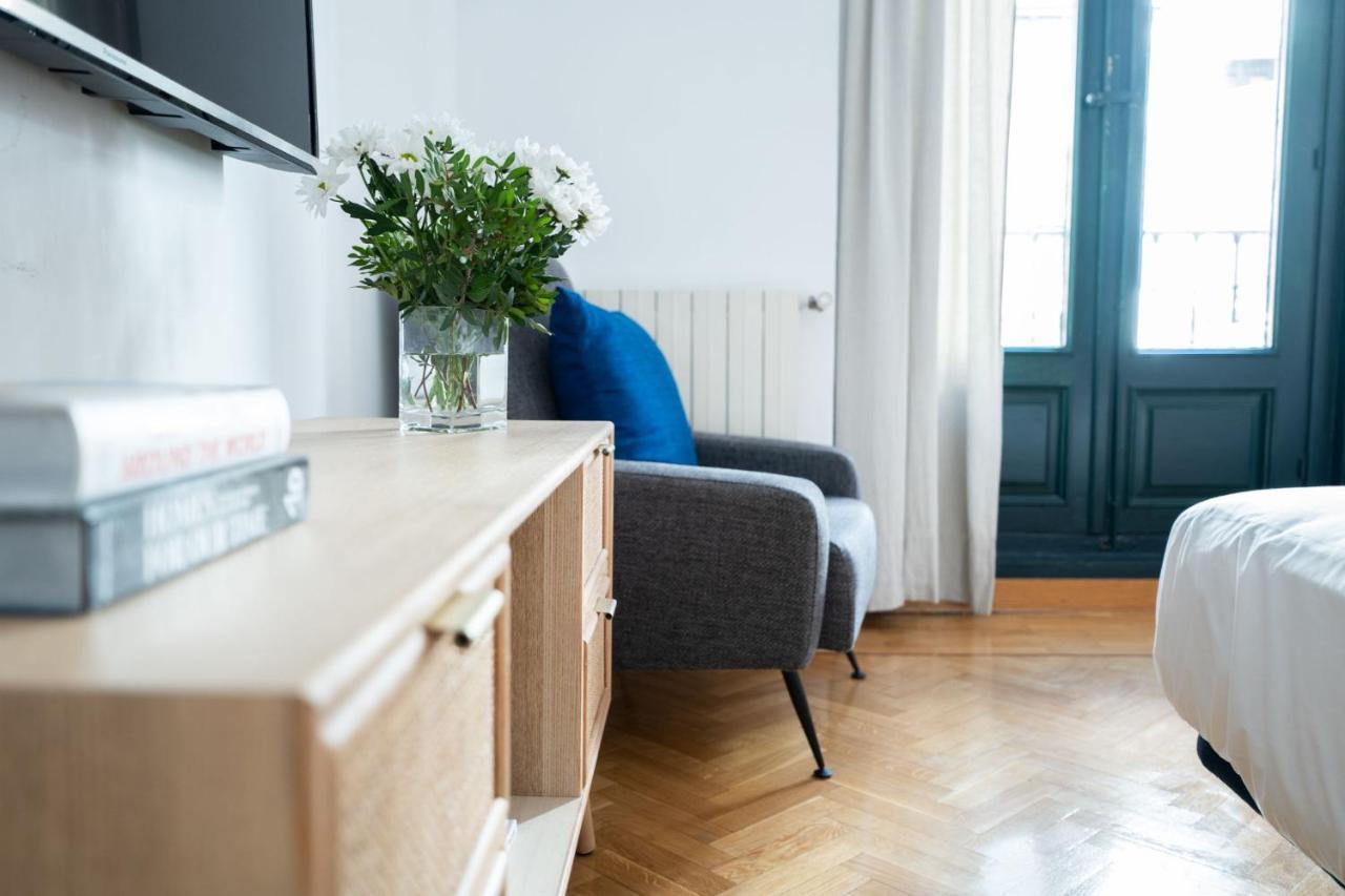 Estudio Calle Del Barquillo Мадрид Екстериор снимка